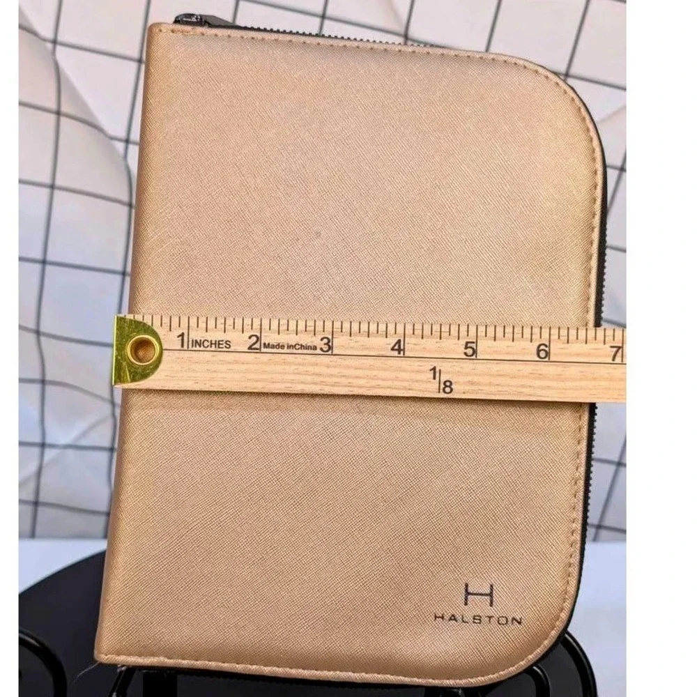 Halston Jewelry Organizer Women OS Champagne Gold Metallic Travel Zip Case Folio